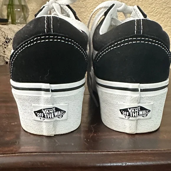 Vans Black and White Classic Plarform Sneakers - Picture 2 of 8